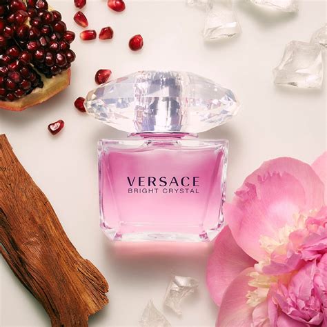 versace bright crystal perfume actress